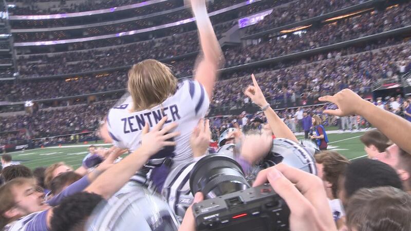 Ty Zentner kicks the winning field goal for Kansas State in the Big 12 Championship game